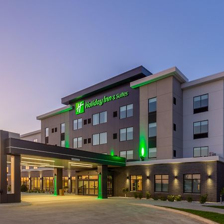 Holiday Inn & Suites Cedar Falls-Waterloo Event Ctr By Ihg Eksteriør billede