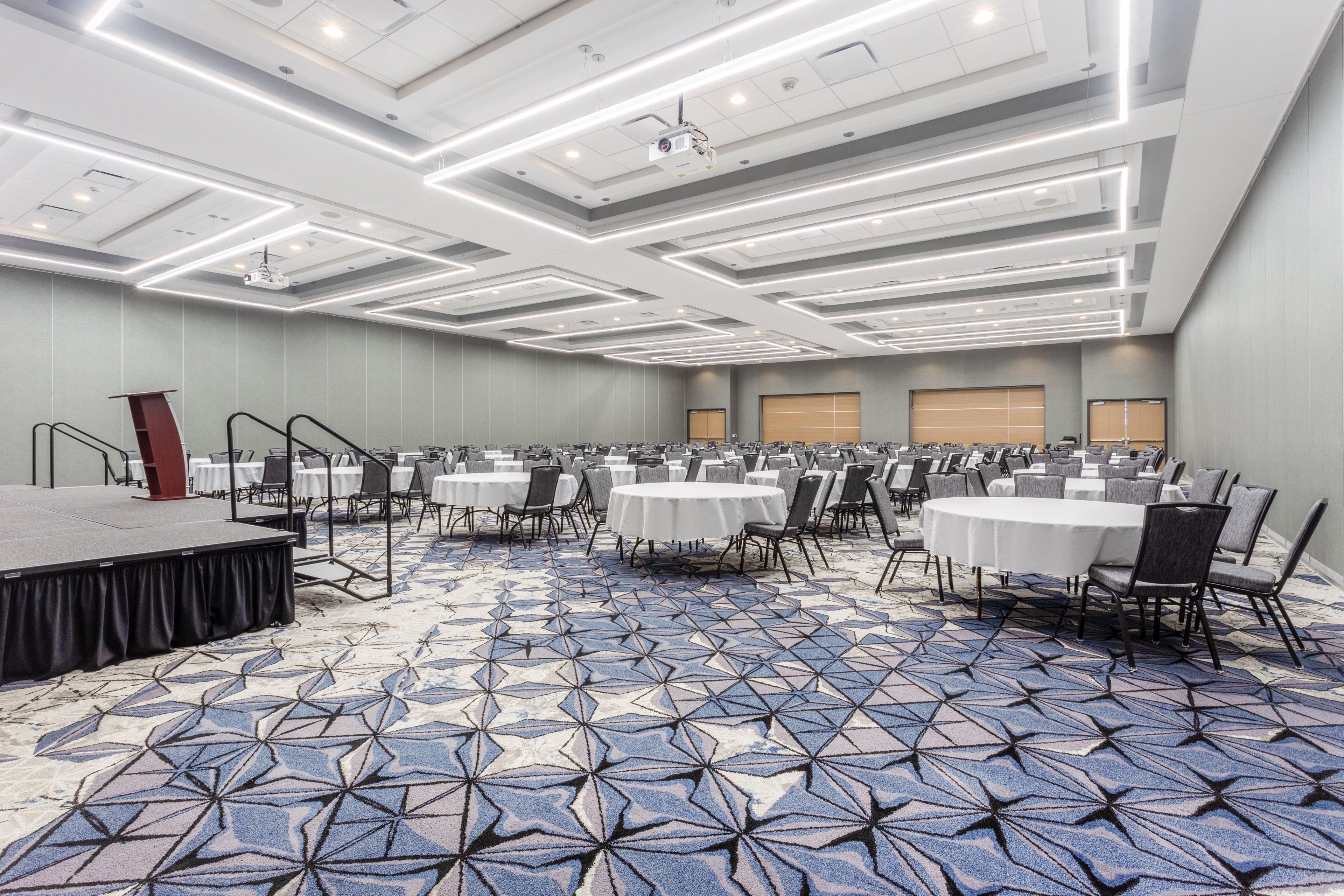 Holiday Inn & Suites Cedar Falls-Waterloo Event Ctr By Ihg Eksteriør billede