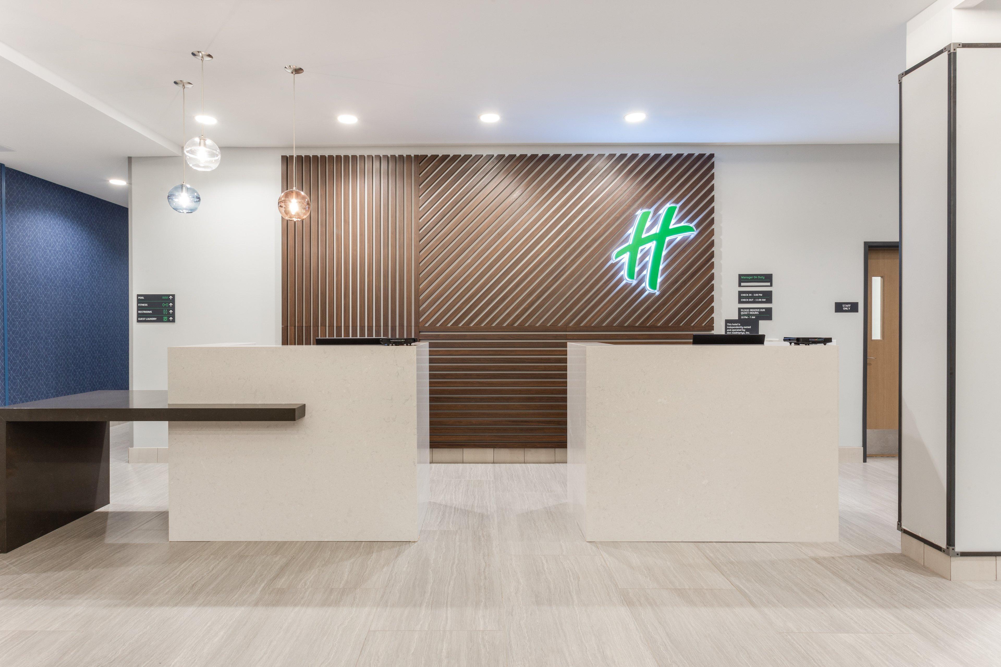 Holiday Inn & Suites Cedar Falls-Waterloo Event Ctr By Ihg Eksteriør billede